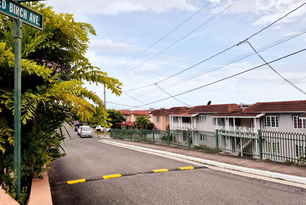 Fourteenth image of 2f- Black Birch in Kingston 6, St. Andrew, Jamaica - property is For Rent