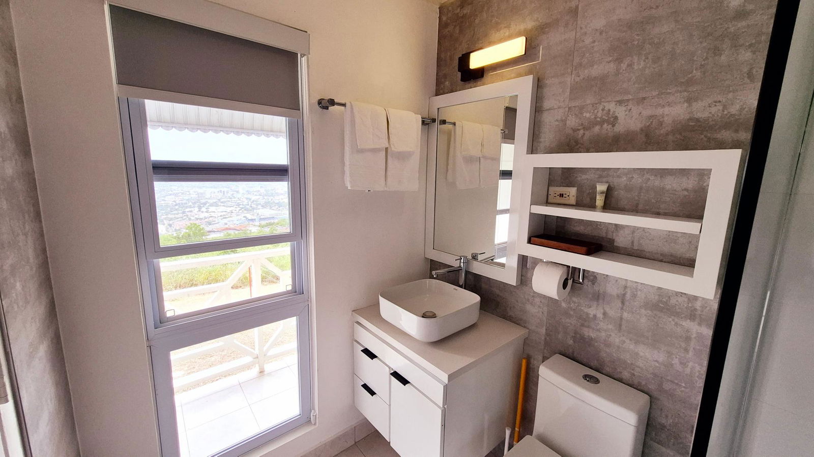 Ninth image of 2f- Black Birch in Kingston 6, St. Andrew, Jamaica - property is For Rent