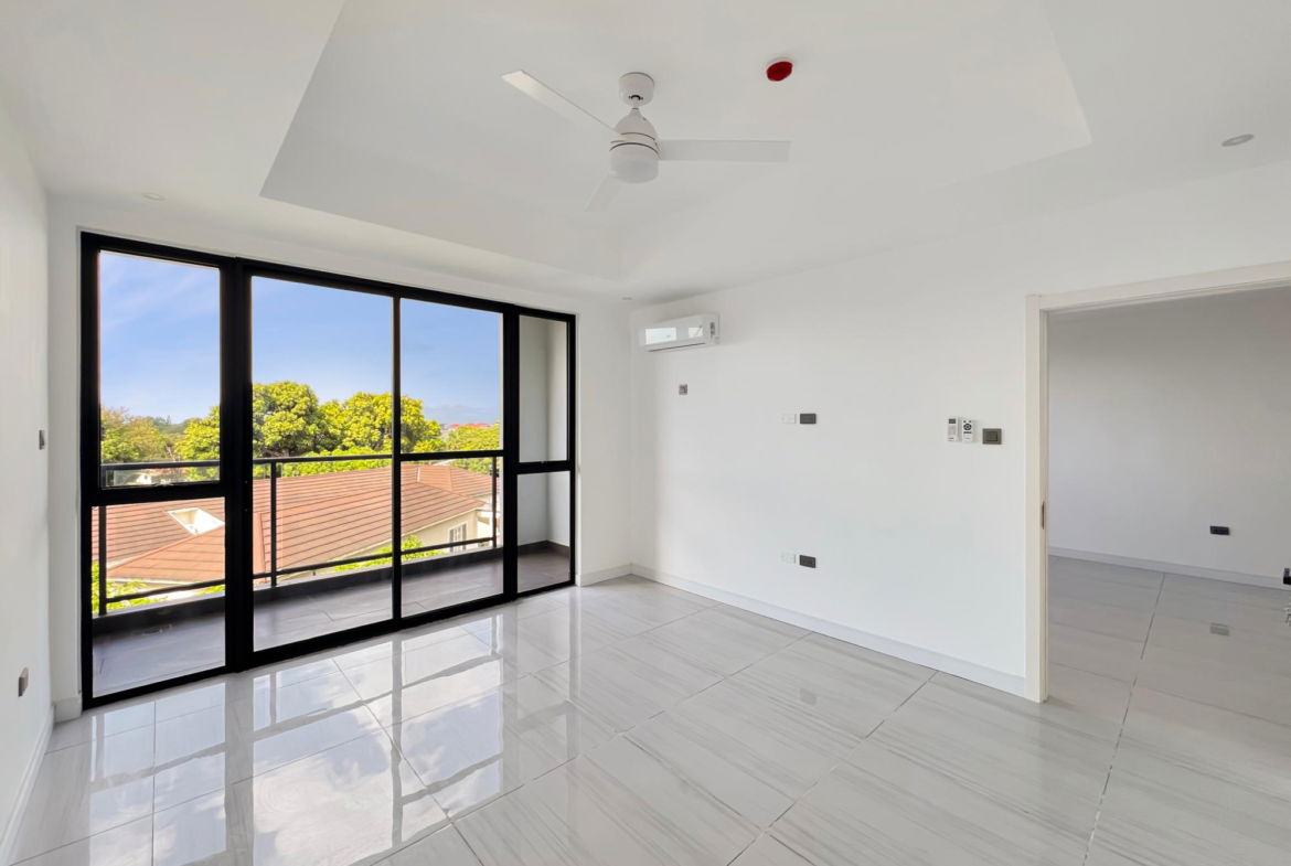 Fourth image of 306- 3 Kings Drive in Kingston 6, St. Andrew, Jamaica - property is For Rent