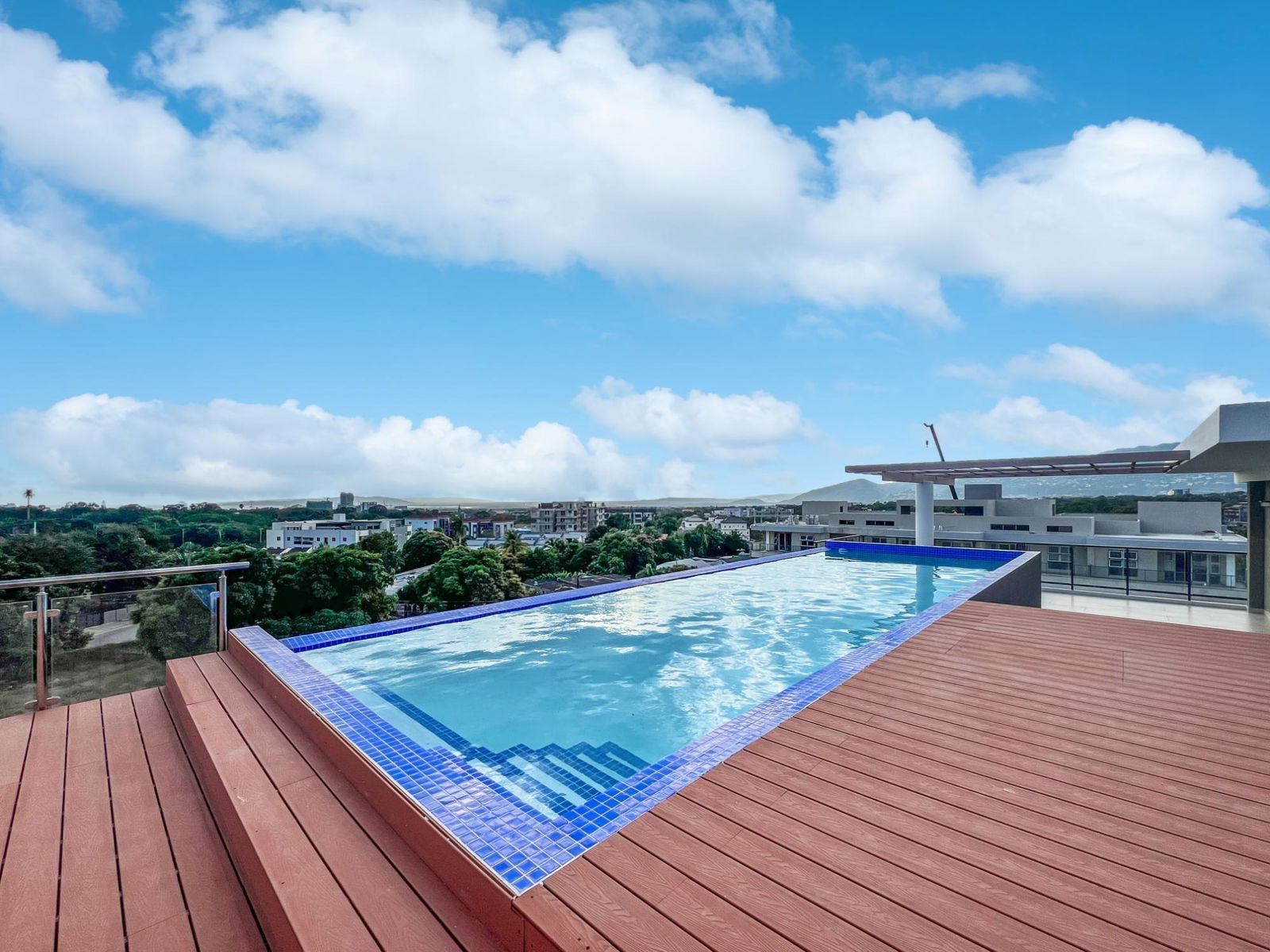 Eighth image of 306- 3 Kings Drive in Kingston 6, St. Andrew, Jamaica - property is For Rent