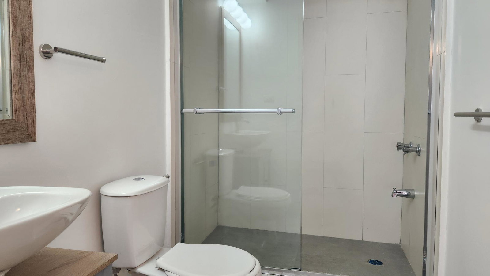 Fourth image of H7-67 Shortwood Road, Kingston in Kingston 8, St. Andrew, Jamaica - property is For Rent