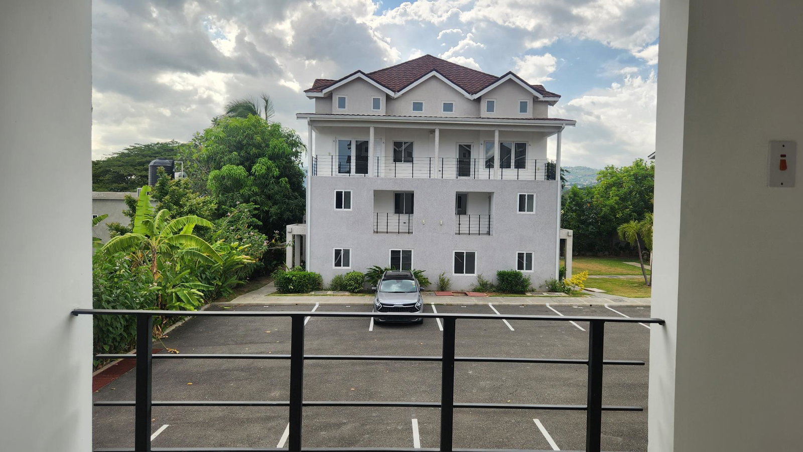 Twenty-Eighth image of F5-67 Shortwood Road, Kingston in Kingston 8, St. Andrew, Jamaica - property is For Rent