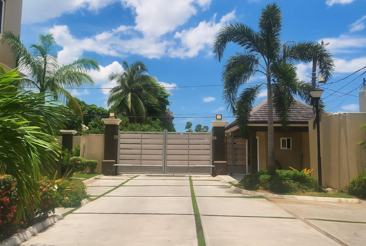 Twenty-Fourth image of 14-31 Salisbury Avenue, Kingsto in Kingston 6, St. Andrew, Jamaica - property is For Rent