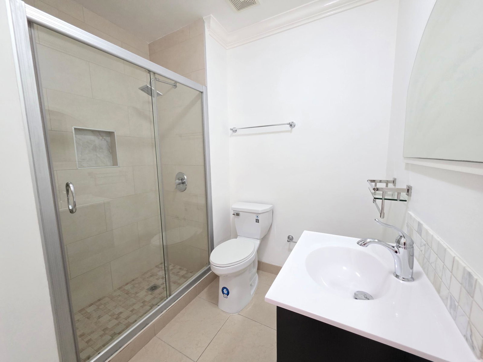 Thirteenth image of A7-5 Graham Heights in Kingston 8, St. Andrew, Jamaica - property is For Rent