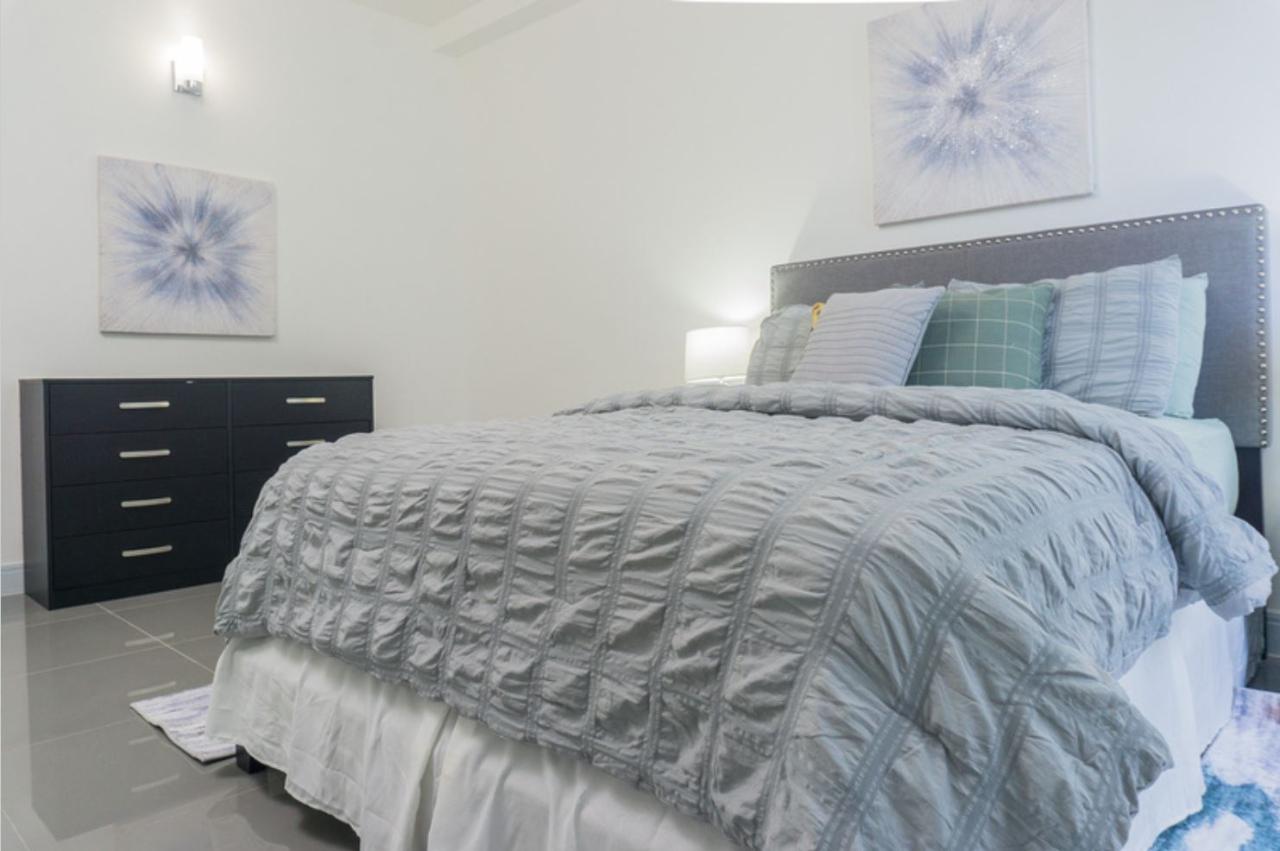 Seventeenth image of A305-39 Wellington Drive, Kingsto in Kingston 6, St. Andrew, Jamaica - property is For Rent