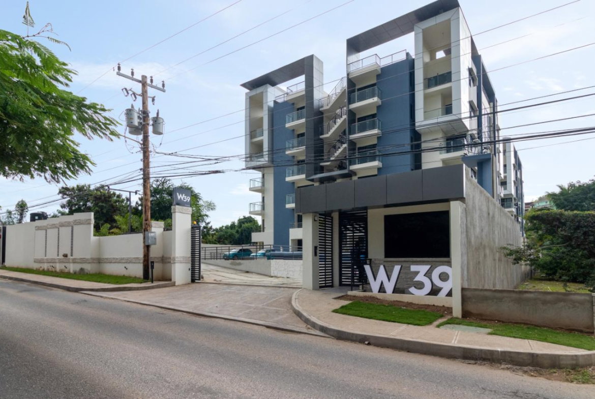 Twenty-Second image of A305-39 Wellington Drive, Kingsto in Kingston 6, St. Andrew, Jamaica - property is For Rent