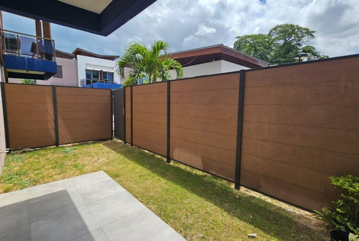Fifteenth image of 20-27 - 29 Hopefield Avenue in Kingston 6, St. Andrew, Jamaica - property is For Rent