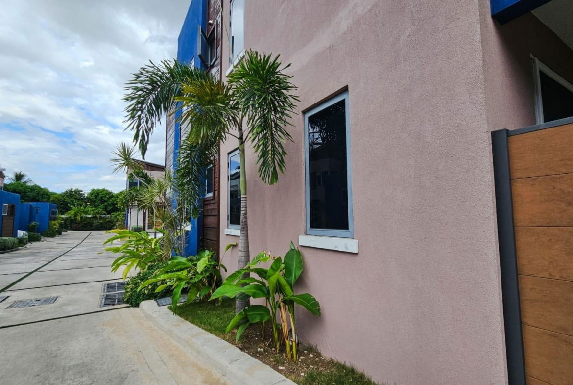 Nineteenth image of 20-27 - 29 Hopefield Avenue in Kingston 6, St. Andrew, Jamaica - property is For Rent