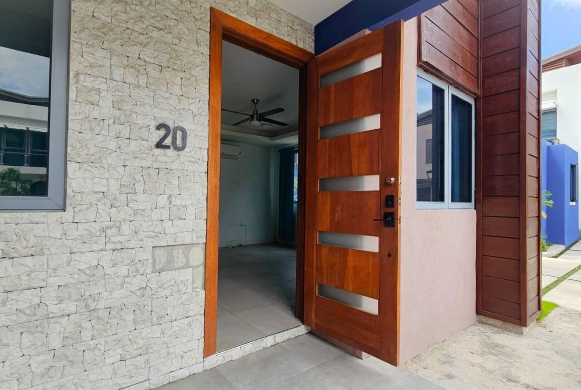 Fifth image of 20-27 - 29 Hopefield Avenue in Kingston 6, St. Andrew, Jamaica - property is For Rent