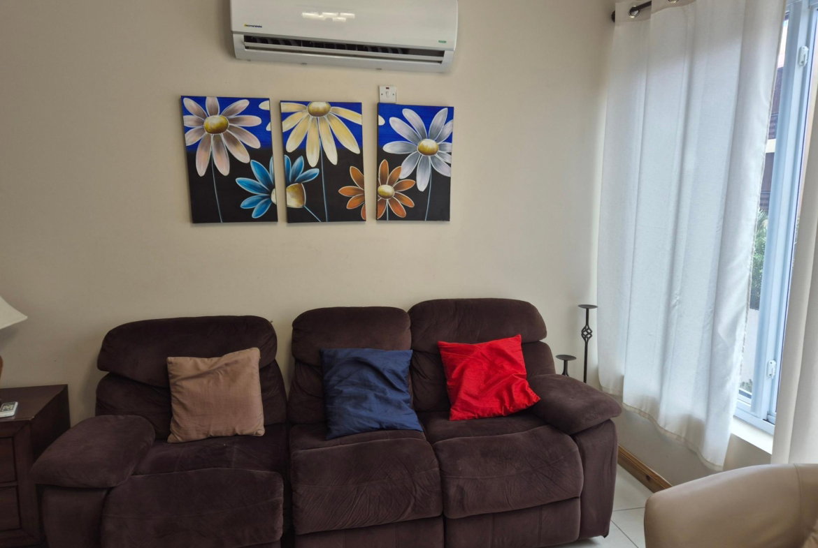 Seventh image of 205-2-4 Comlin Bank Road in Kingston 5, St. Andrew, Jamaica - property is For Rent