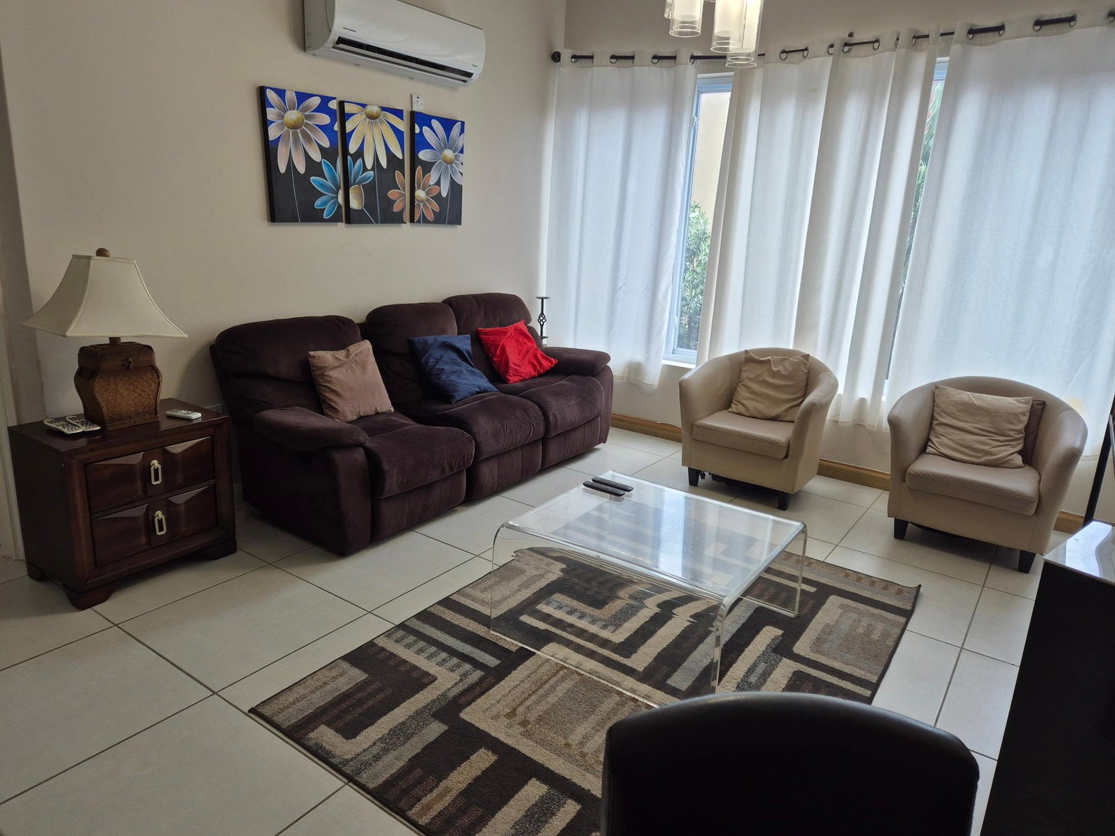 Eighth image of 205-2-4 Comlin Bank Road in Kingston 5, St. Andrew, Jamaica - property is For Rent