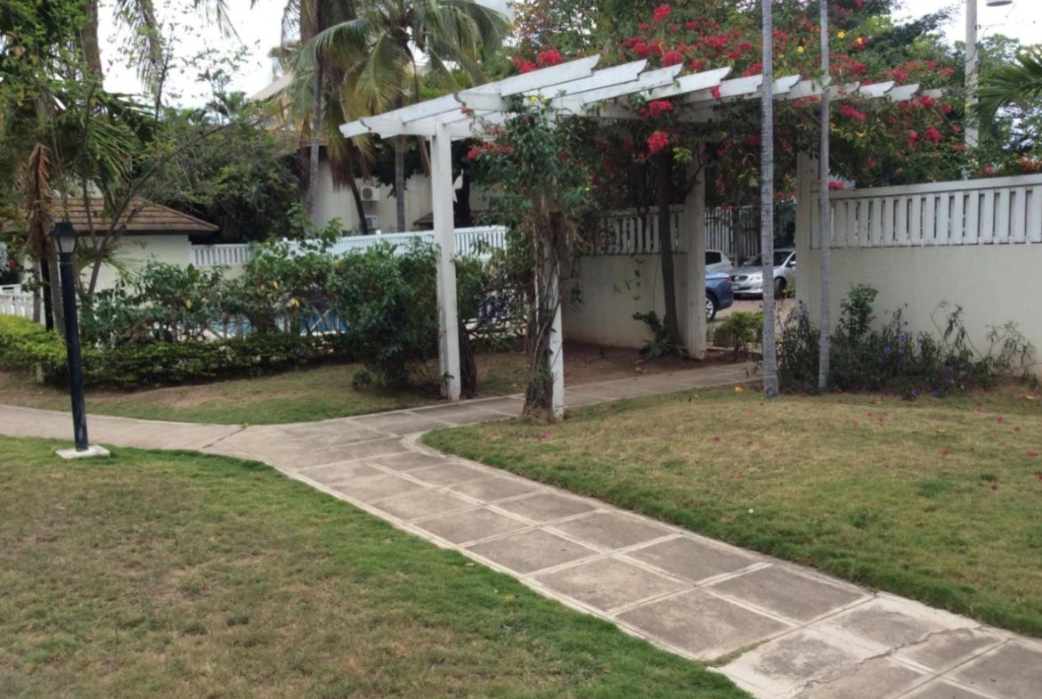 Second image of 13-4-12 Renfrew Road in Kingston 5, St. Andrew, Jamaica - property is For Rent
