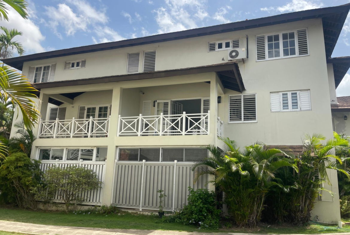 Fourth image of 27-4-12 Renfrew Road in Kingston 5, St. Andrew, Jamaica - property is For Rent