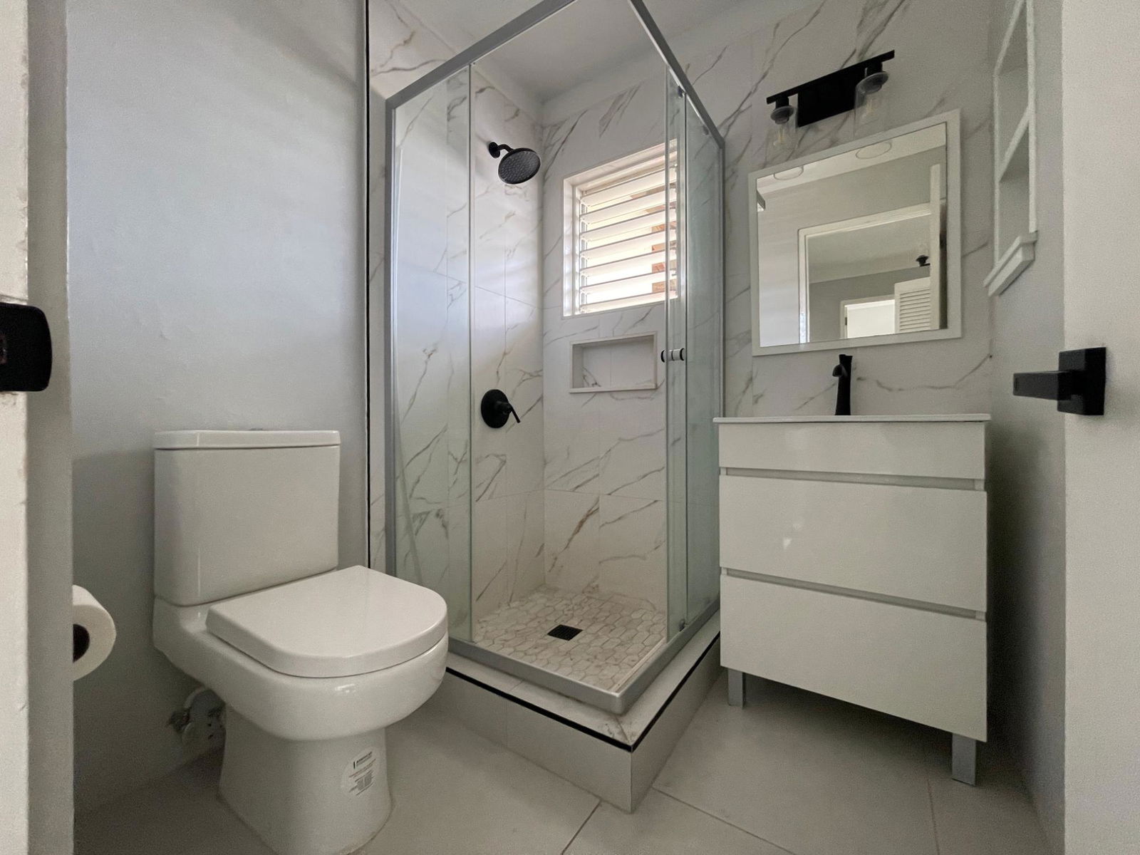 Fifth image of 27-4-12 Renfrew Road in Kingston 5, St. Andrew, Jamaica - property is For Rent