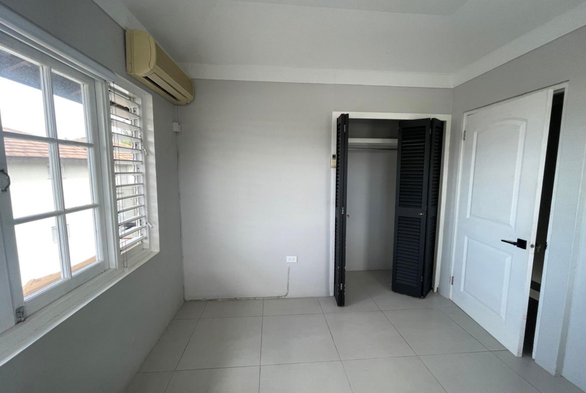 Seventh image of 27-4-12 Renfrew Road in Kingston 5, St. Andrew, Jamaica - property is For Rent