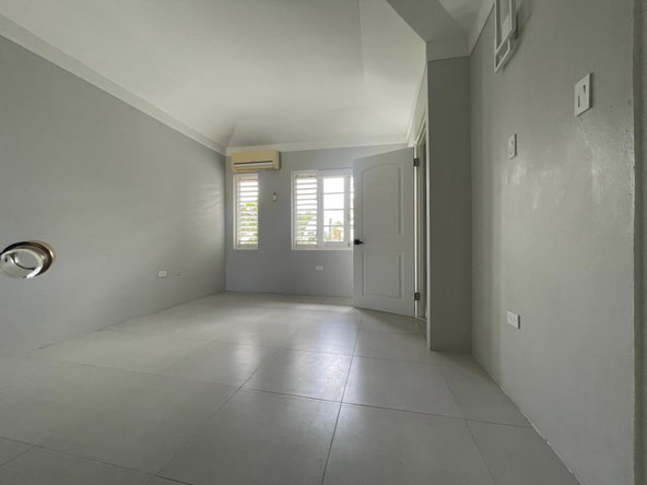 Ninth image of 27-4-12 Renfrew Road in Kingston 5, St. Andrew, Jamaica - property is For Rent