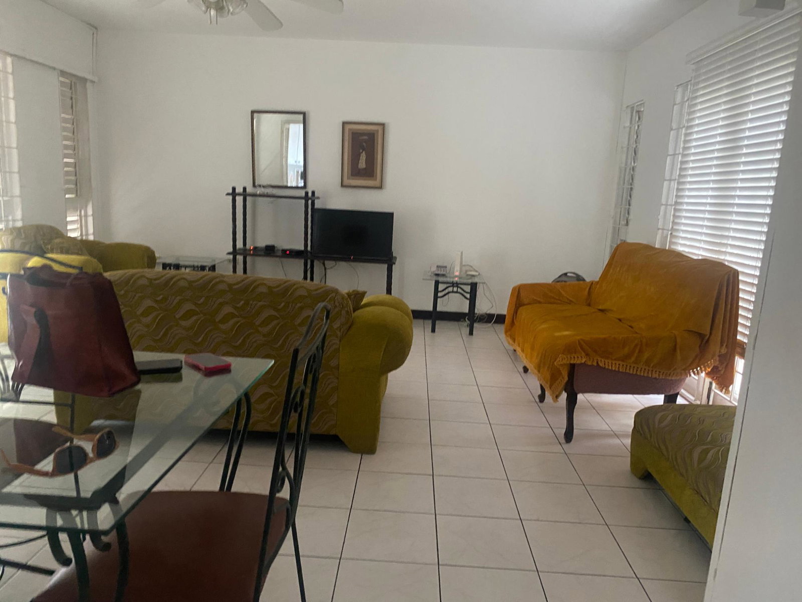 Fourth image of 13-4-12 Renfrew Road in Kingston 5, St. Andrew, Jamaica - property is For Rent