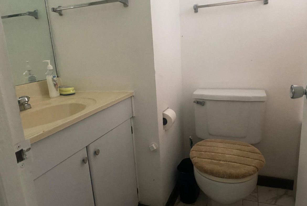 Eighth image of 13-4-12 Renfrew Road in Kingston 5, St. Andrew, Jamaica - property is For Rent