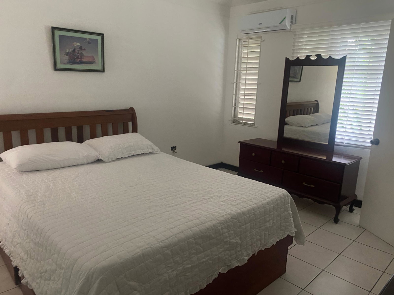 Ninth image of 13-4-12 Renfrew Road in Kingston 5, St. Andrew, Jamaica - property is For Rent