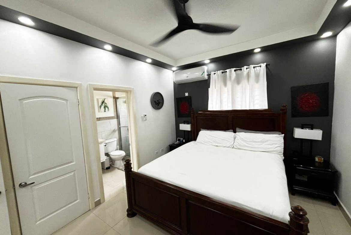 Nineteenth image of 1-39 University Crescent in Kingston 6, St. Andrew, Jamaica - property is For Rent