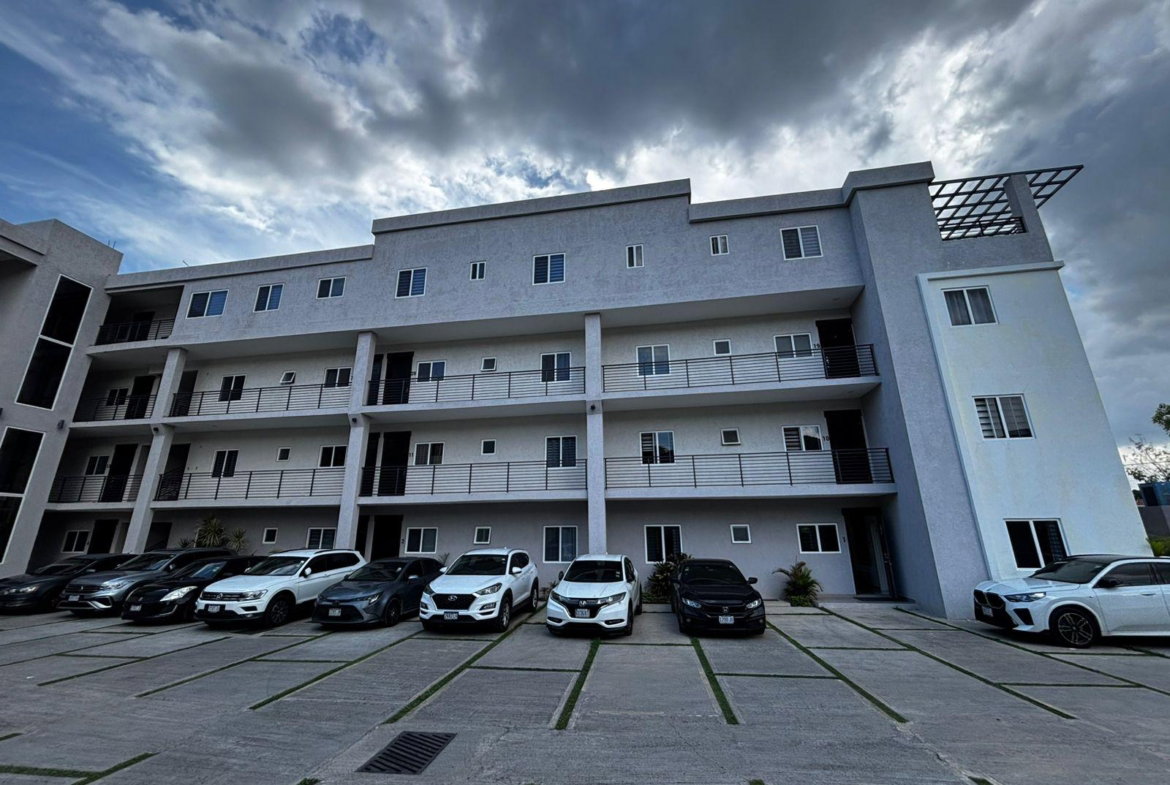 Twenty-Fourth image of 1-39 University Crescent in Kingston 6, St. Andrew, Jamaica - property is For Rent