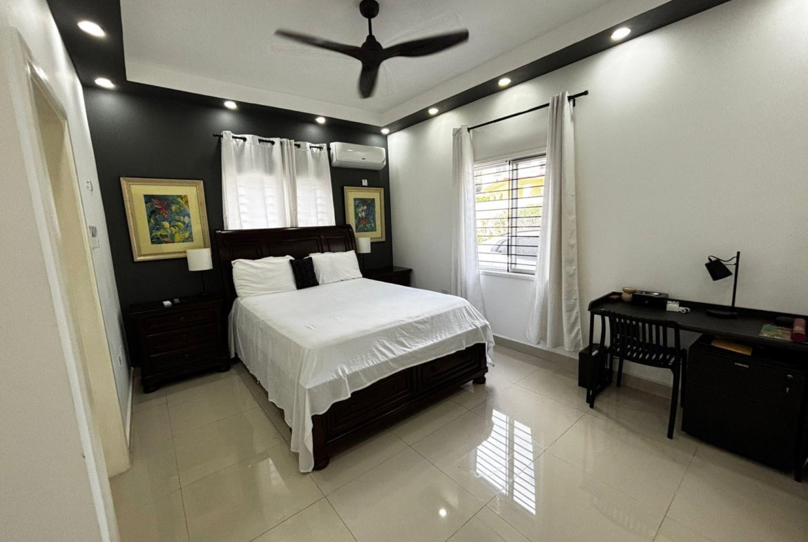 Sixth image of 1-39 University Crescent in Kingston 6, St. Andrew, Jamaica - property is For Rent
