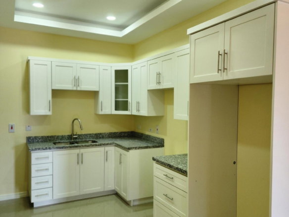 First image of 15-129 Red Hills Road in Kingston 19, St. Andrew, Jamaica - property is For Rent