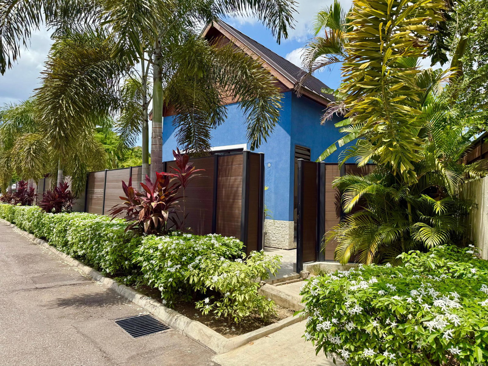 Eighteenth image of 32-21 Salisbury Avenue in Kingston 6, St. Andrew, Jamaica - property is For Sale