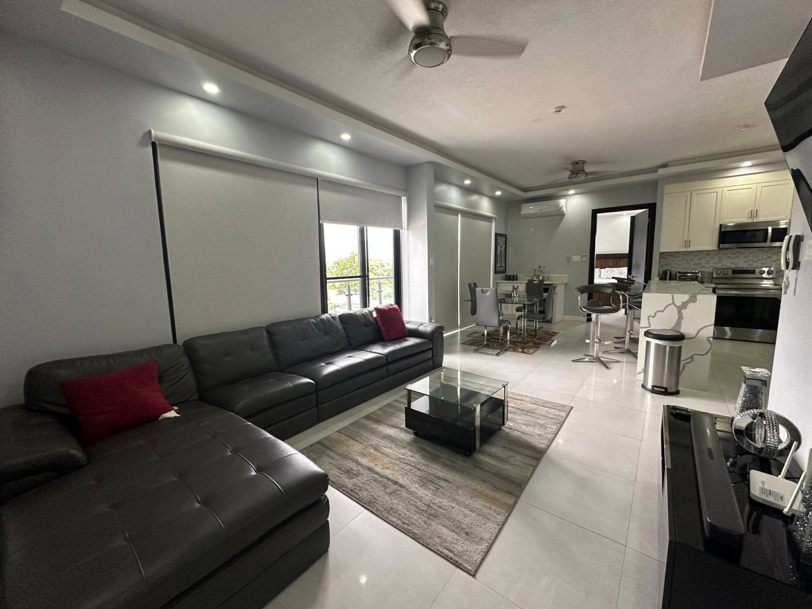 Seventh image of 304-28 Waterloo Avenue in Kingston 10, St. Andrew, Jamaica - property is For Rent