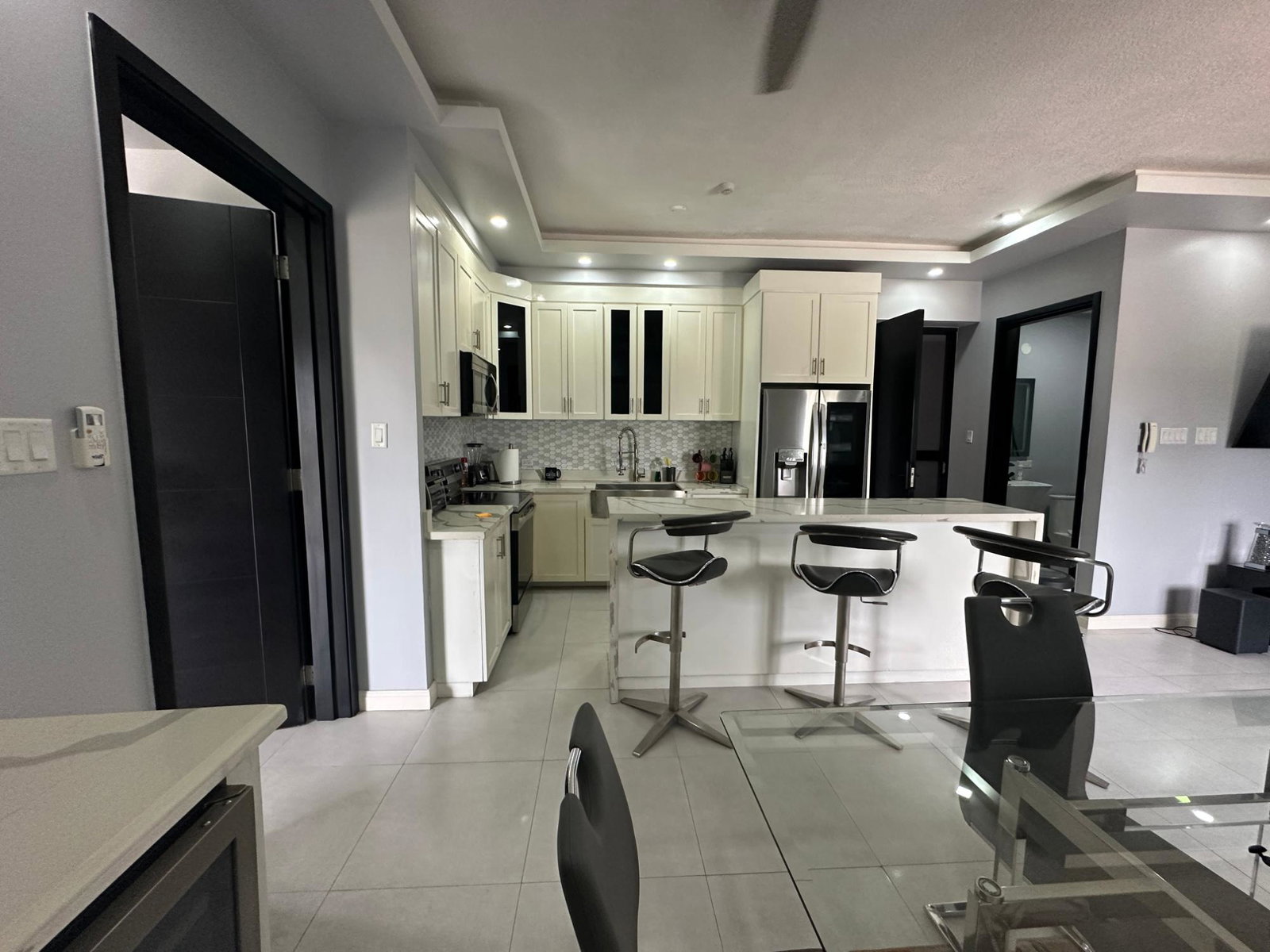Tenth image of 304-28 Waterloo Avenue in Kingston 10, St. Andrew, Jamaica - property is For Rent