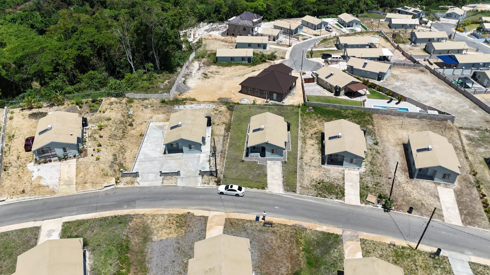 Modern-2-Bedroom-House-for-Rent-in-Gated-Community-Discovery-Bay-St.-Ann Second image of Lot 156b Camelot Village in Discovery Bay, St. Ann, Jamaica - property is For Rent