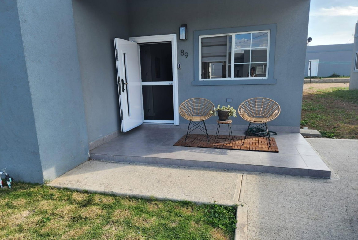 Second image of 89 Scarborough Avenue, Oshaw in Greater Portmore, St. Catherine, Jamaica - property is For Rent