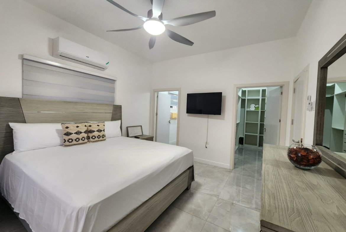 Twelfth image of 89 Scarborough Avenue, Oshaw in Greater Portmore, St. Catherine, Jamaica - property is For Rent