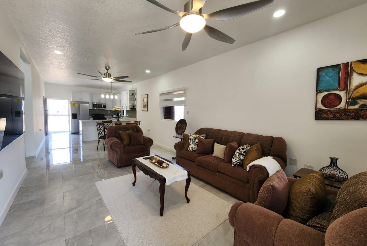 Third image of 89 Scarborough Avenue, Oshaw in Greater Portmore, St. Catherine, Jamaica - property is For Rent