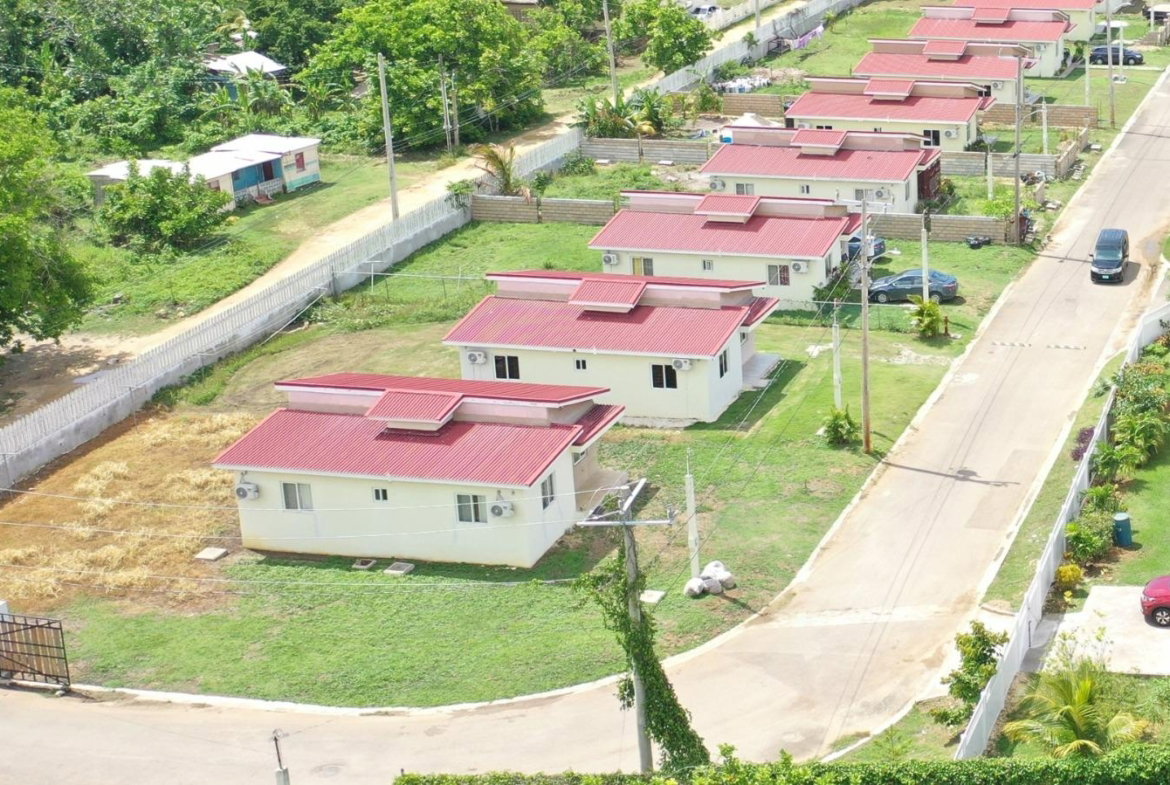 Eleventh image of Industry Cove Manor in Lucea, Hanover, Jamaica - property is For Rent