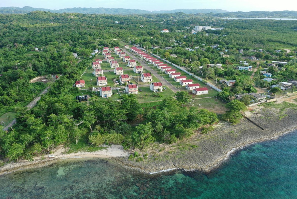 Thirteenth image of Industry Cove Manor in Lucea, Hanover, Jamaica - property is For Rent