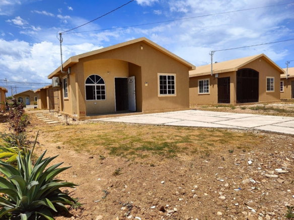 First image of 6 Sage Way in Phoenix Park, St. Catherine, Jamaica - property is For Rent