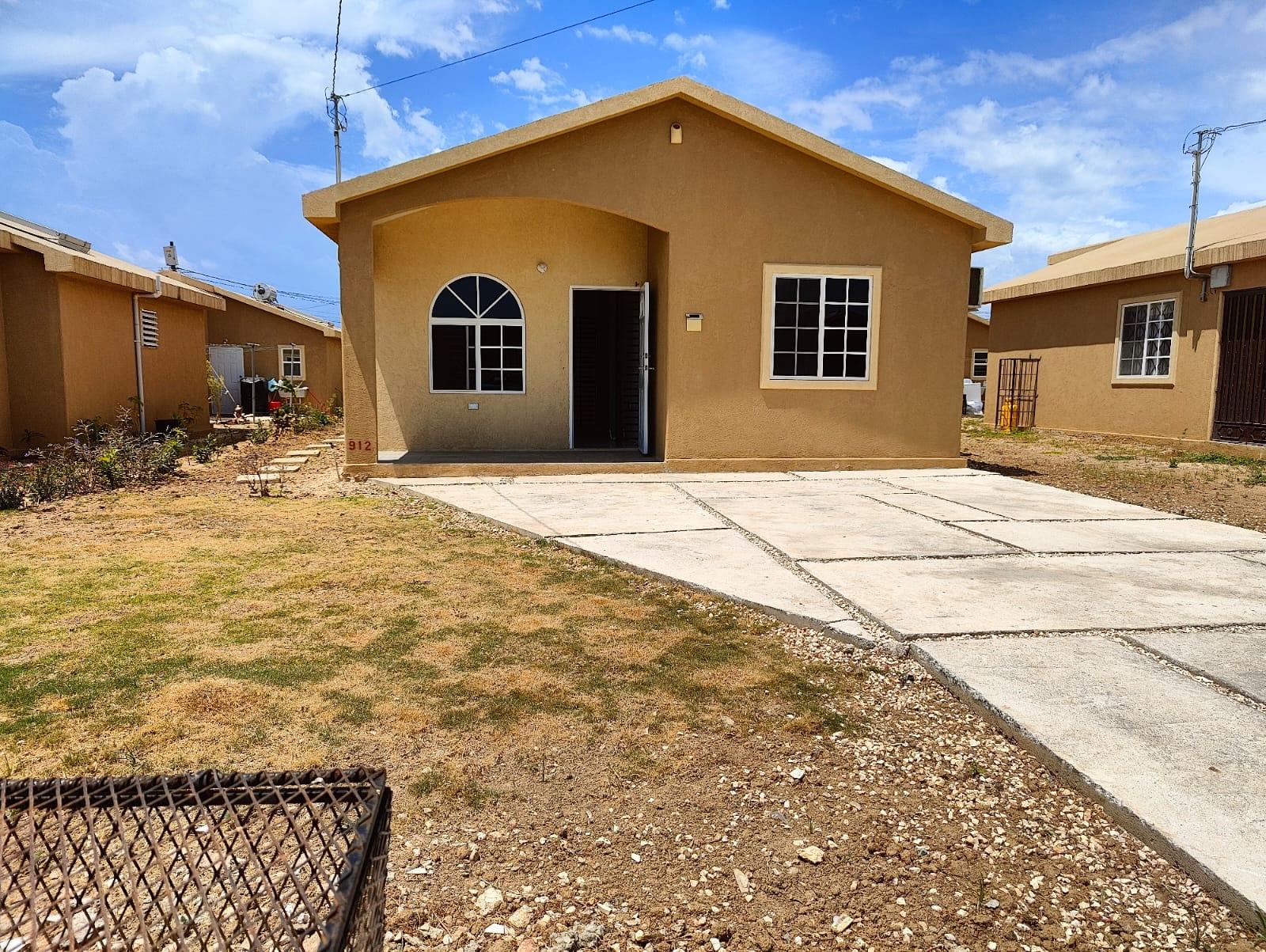 Third image of 6 Sage Way in Phoenix Park, St. Catherine, Jamaica - property is For Rent