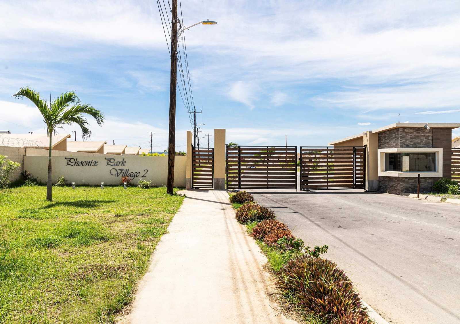 Modern-2-Bedroom-House-for-Rent-in-Phoenix-Park-Village-2-St.-Catherine-Jamaica First image of 23 Crimson Crescent in Phoenix Park, St. Catherine, Jamaica - property is For Rent