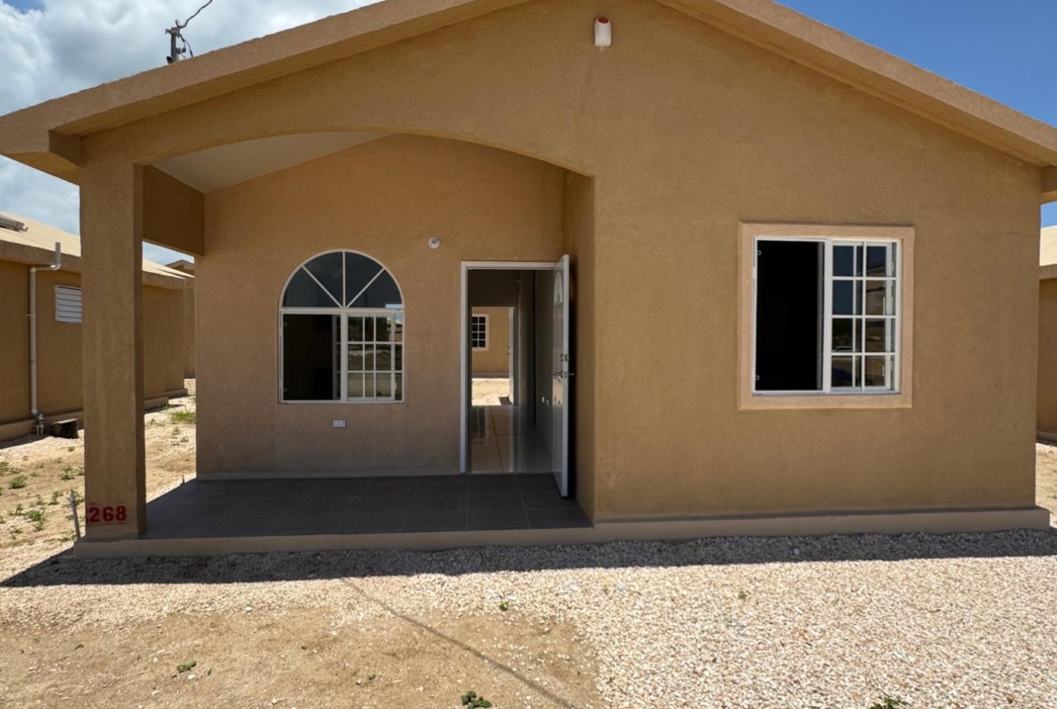 First image of Lot 268-phase 3 Phoenix Village 2, St. ca in Phoenix Park, St. Catherine, Jamaica - property is For Rent
