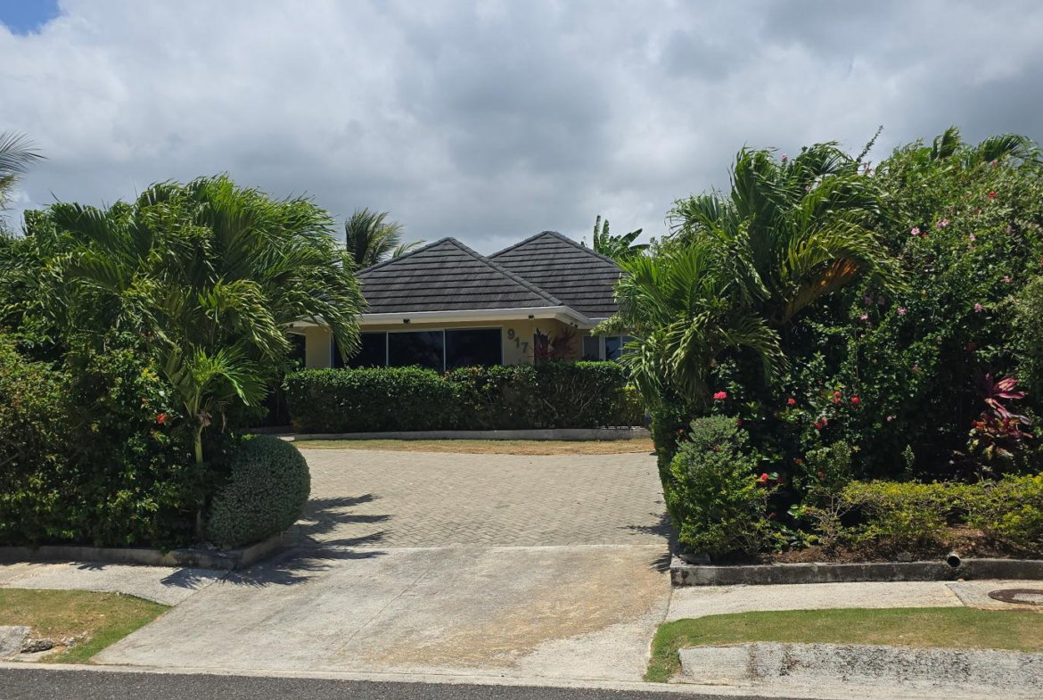 Tenth image of The Crest-917 Lignum Vitae Avenue in Richmond, St. Ann, Jamaica - property is For Sale