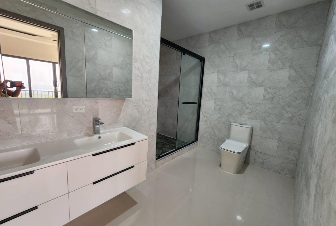 Fourteenth image of 84 Ocho Rios Country Club in Ocho Rios, St. Ann, Jamaica - property is For Rent