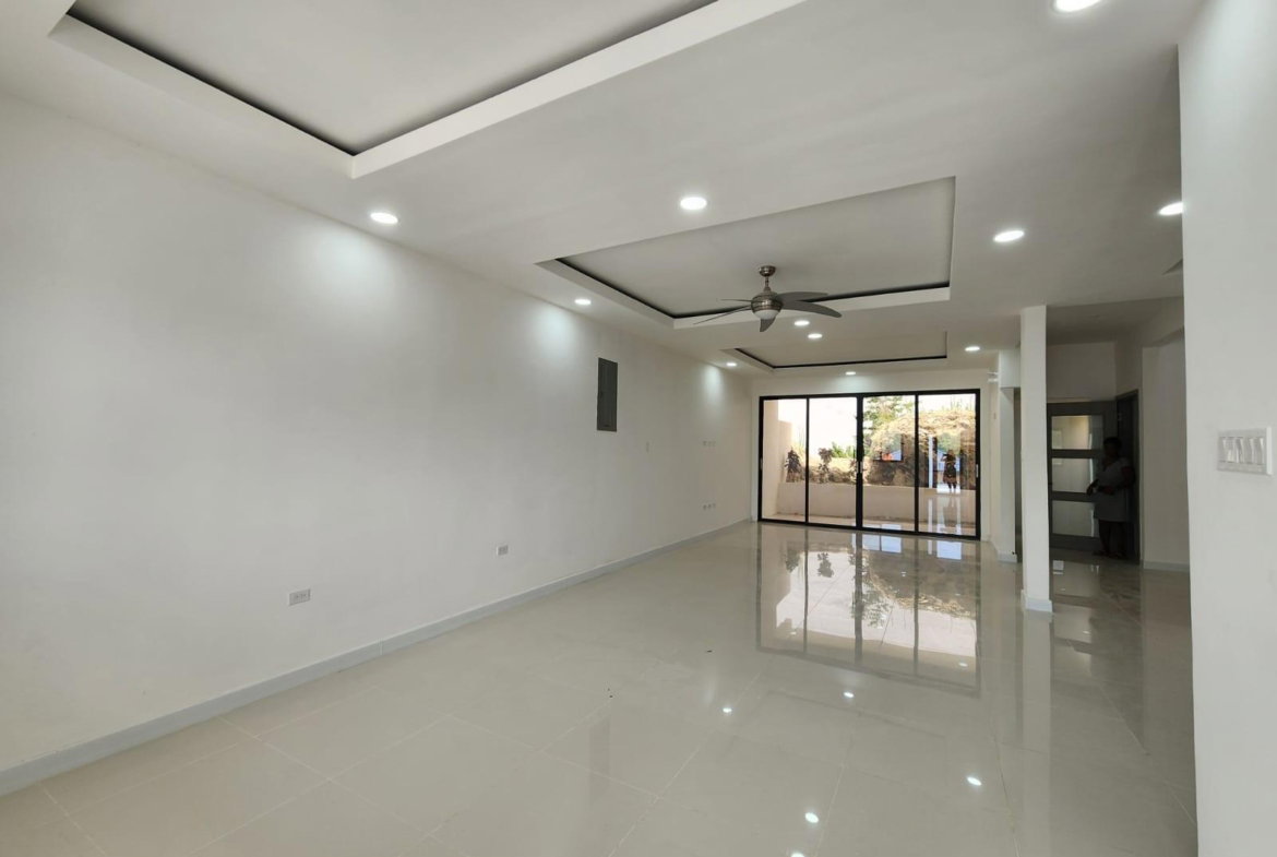 Fourth image of 84 Ocho Rios Country Club in Ocho Rios, St. Ann, Jamaica - property is For Rent