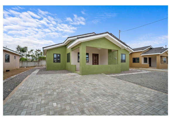 First image of 40 Oak Estate in Greater Portmore, St. Catherine, Jamaica - property is For Rent