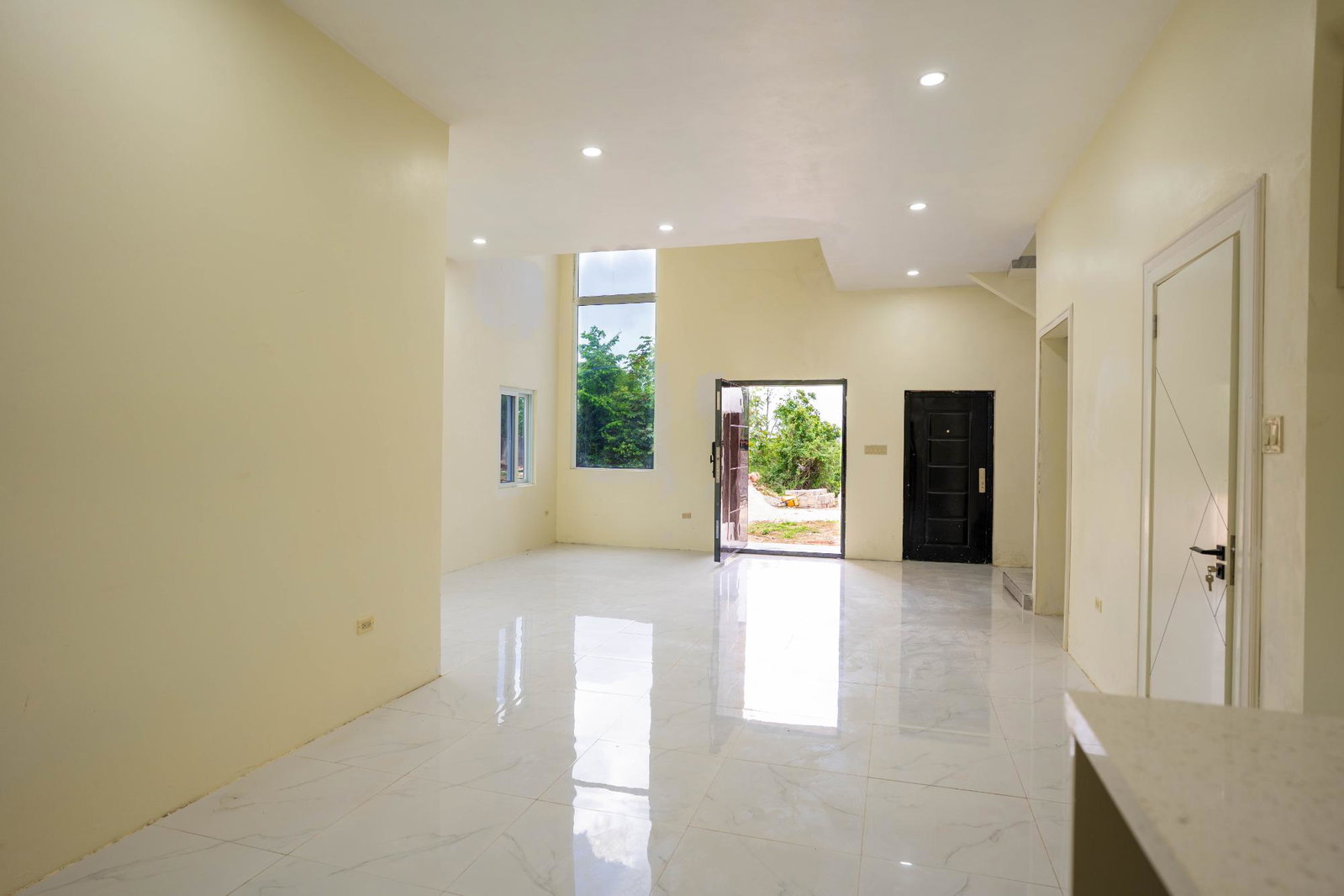 Modern-3-Bedroom-Townhouse-for-Sale-in-Hatfield-Square-Manchester-Jamaica Seventh image of Lot/apt 4c- Redbank Hatfield P.o. Man in Hatfield, Manchester, Jamaica - property is For Sale