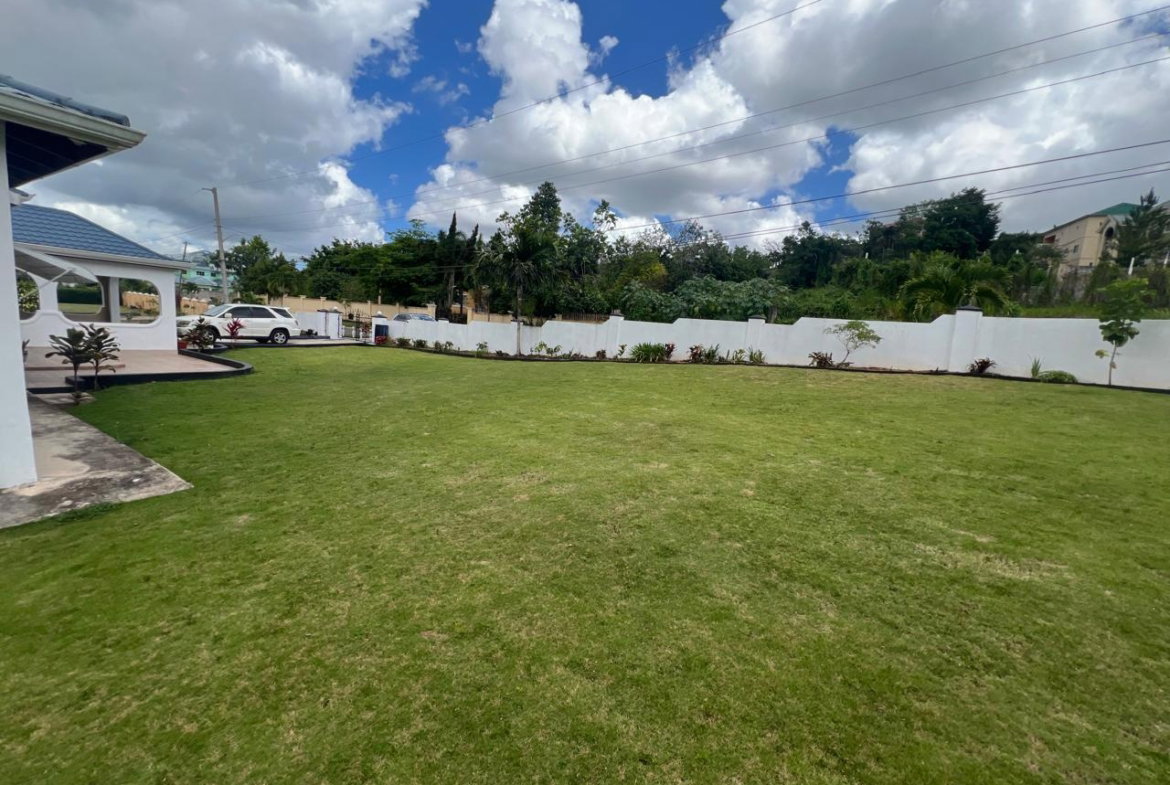 Second image of Cedar Grove Estate Mandeville in Cedar Grove, Manchester, Jamaica - property is For Sale