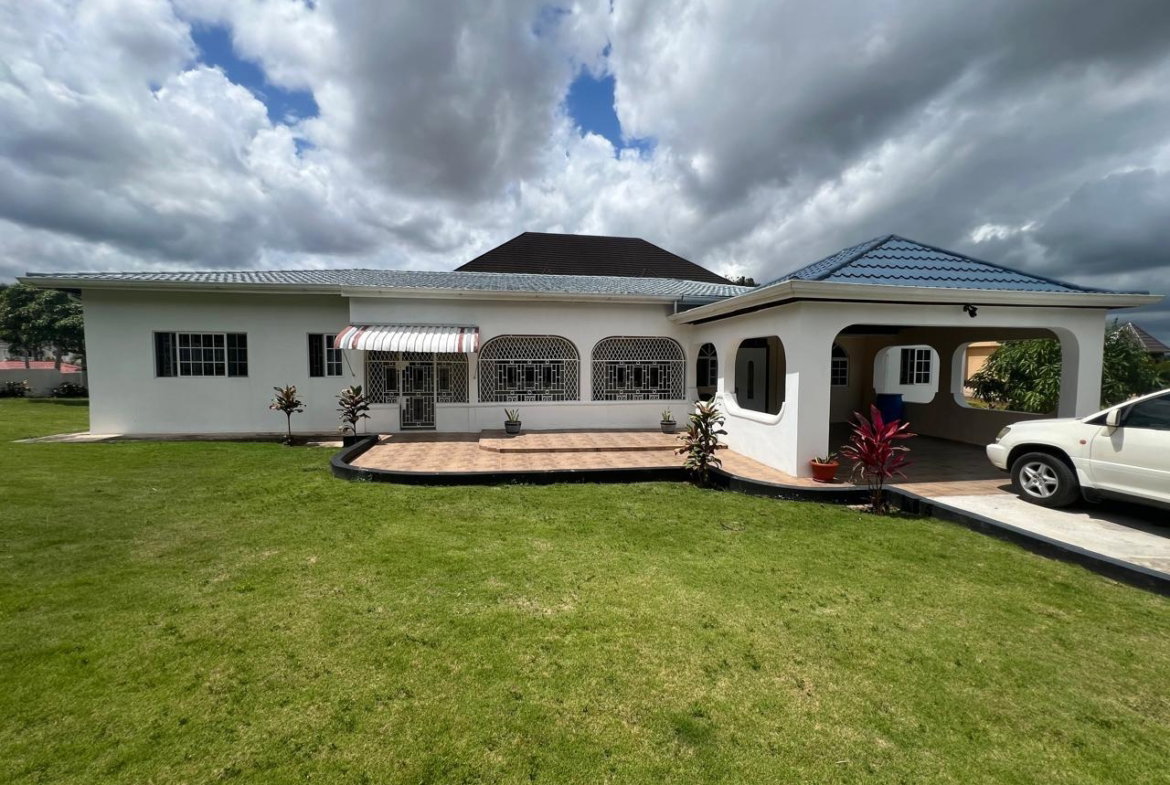 Sixth image of Cedar Grove Estate Mandeville in Cedar Grove, Manchester, Jamaica - property is For Sale