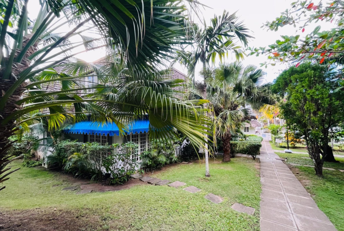 Third image of 15-15-17 Millsborough Aveneue in Kingston 6, St. Andrew, Jamaica - property is For Rent