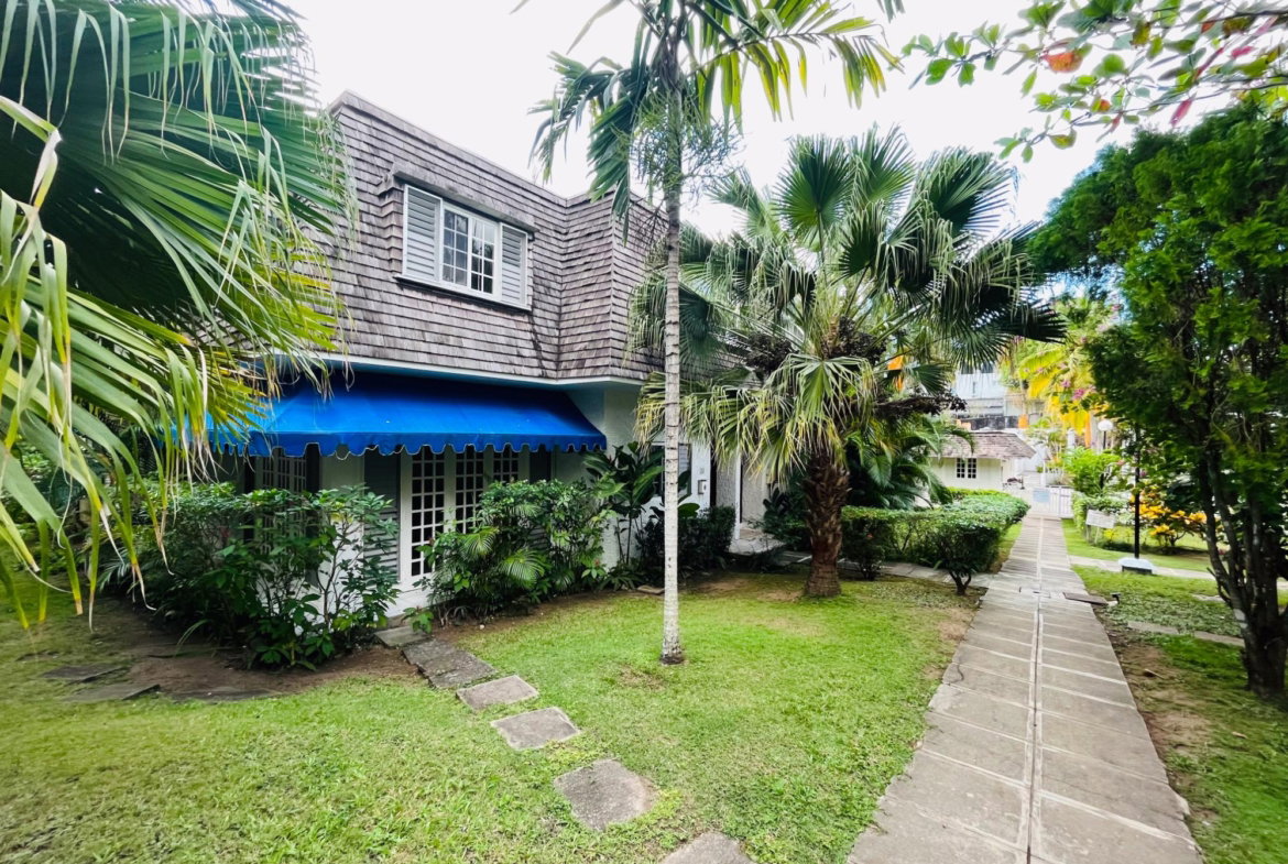 Fourth image of 15-15-17 Millsborough Aveneue in Kingston 6, St. Andrew, Jamaica - property is For Rent