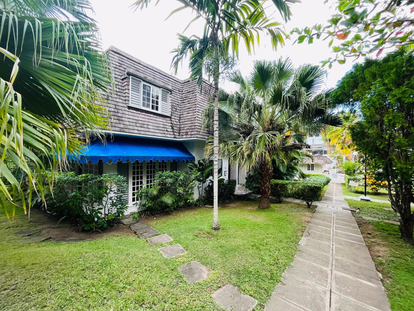 Fourth image of 15-15-17 Millsborough Aveneue in Kingston 6, St. Andrew, Jamaica - property is For Rent